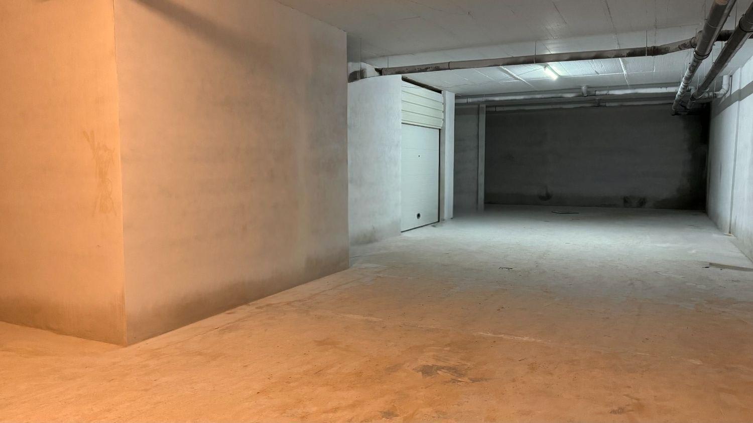 Aura Residence 26