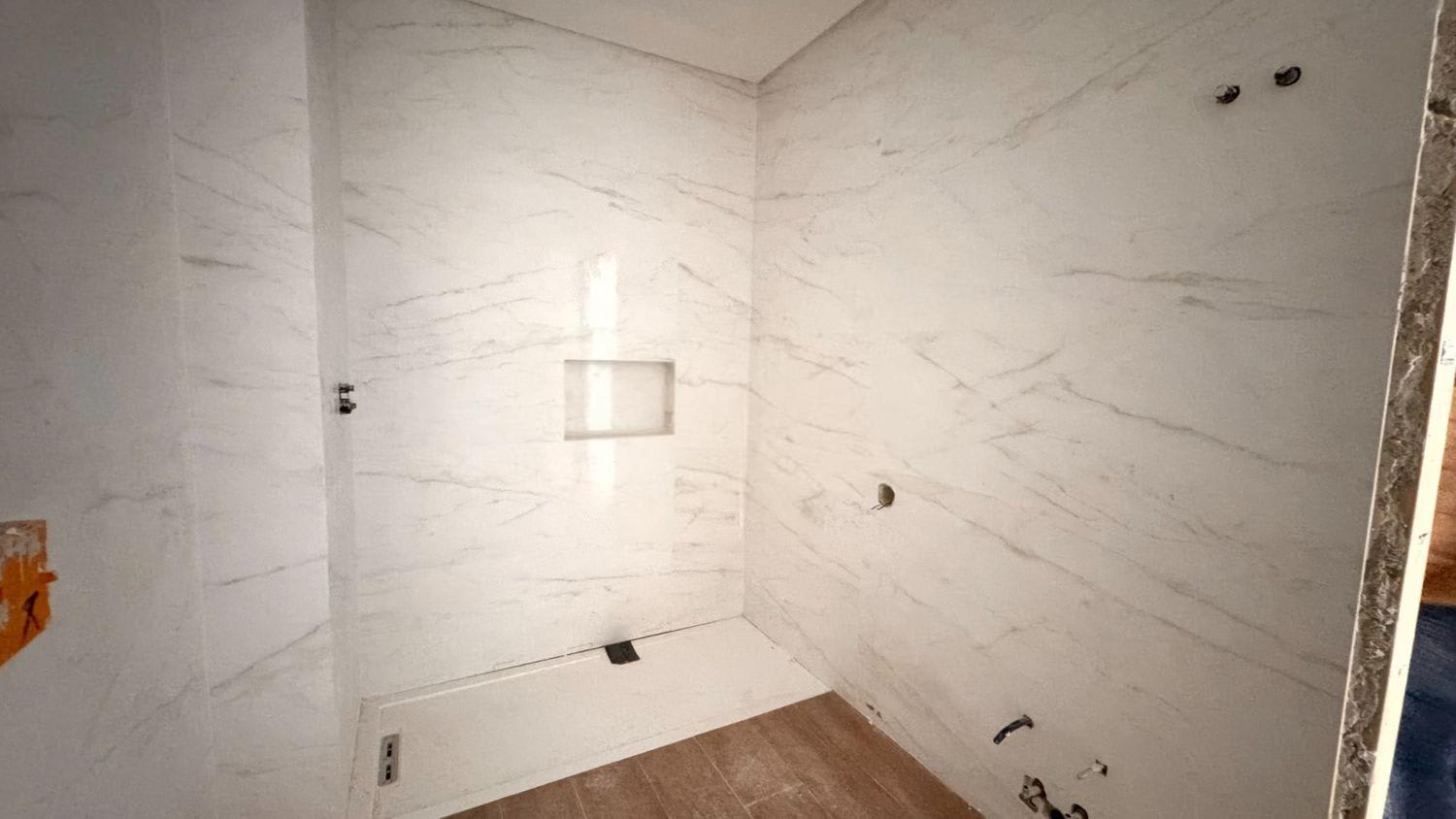 Aura Residence 17