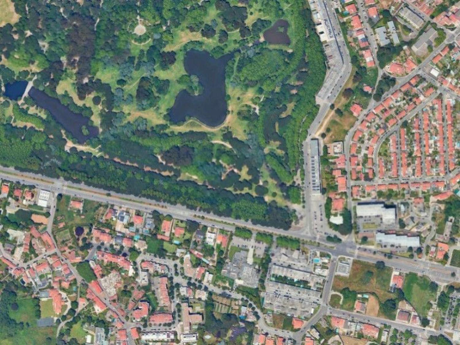 Casas Garcia de Orta 12