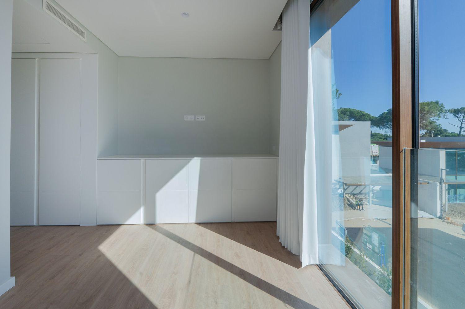 Estoril Woods 24