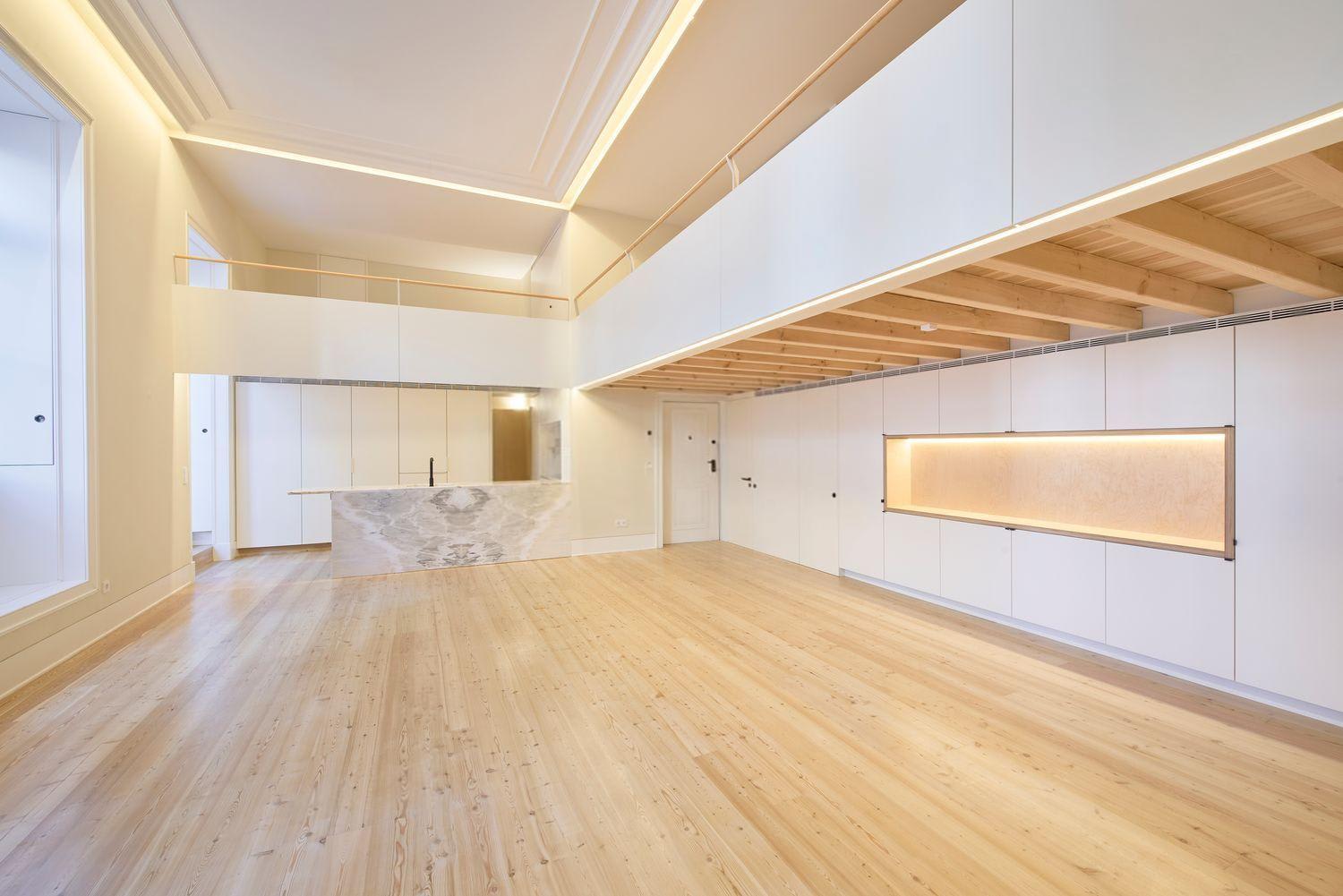Grand Loft Avenida 5