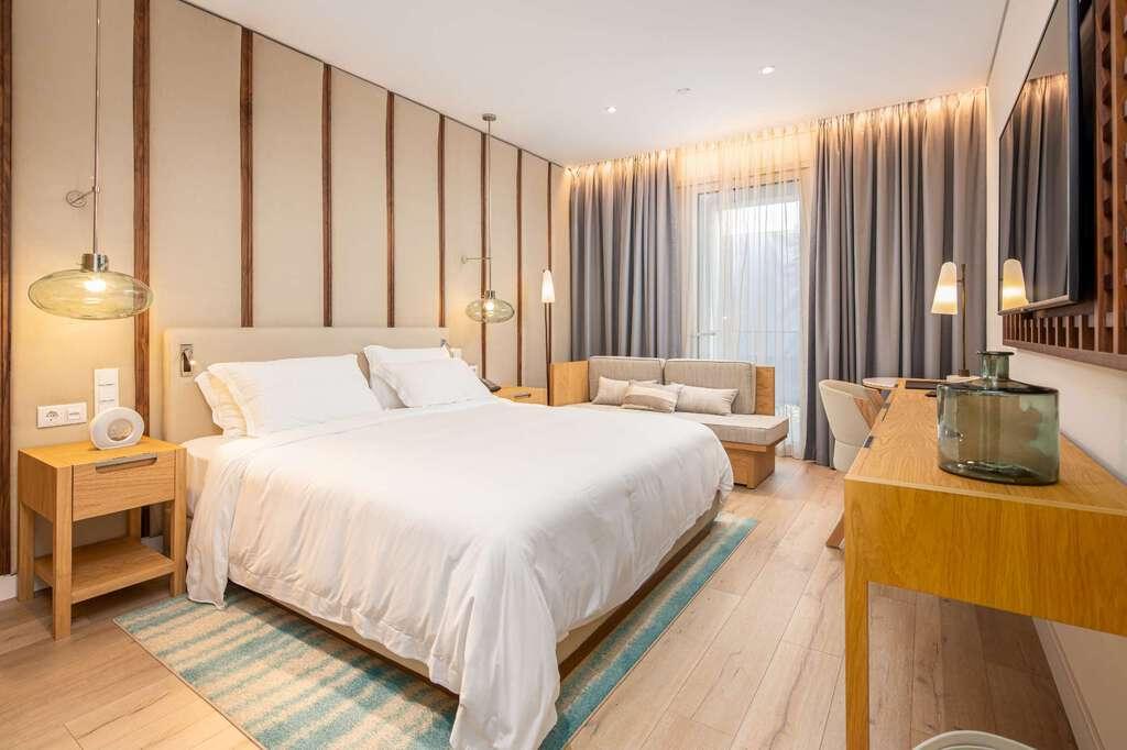 Hyatt Regency 10