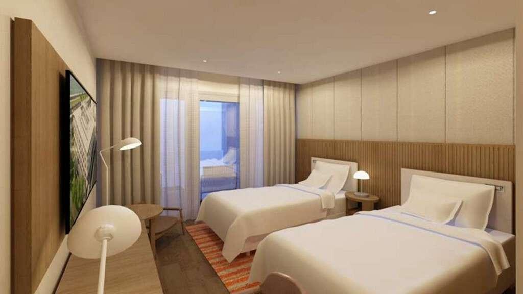 Hyatt Regency 29