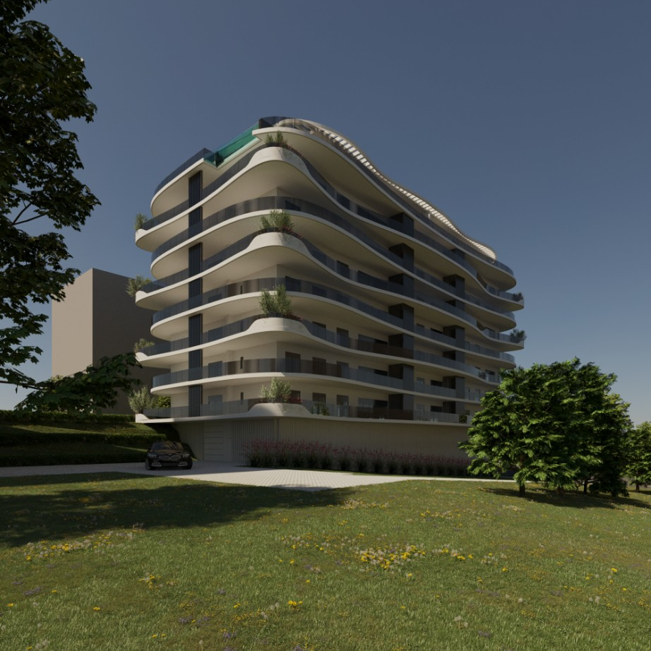 LuxTower 1