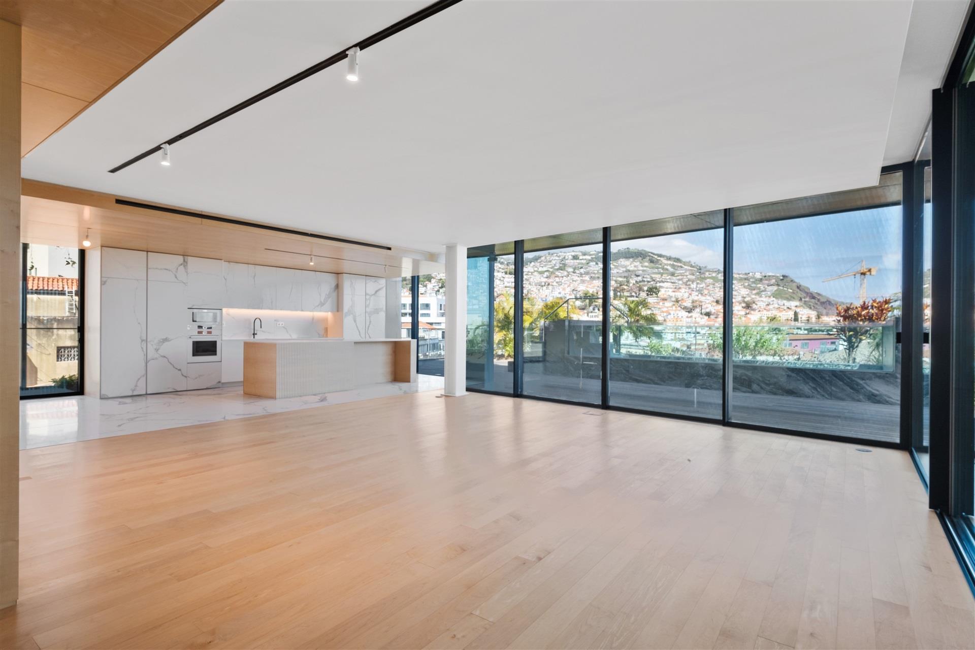 Savoy Residence Insular 110