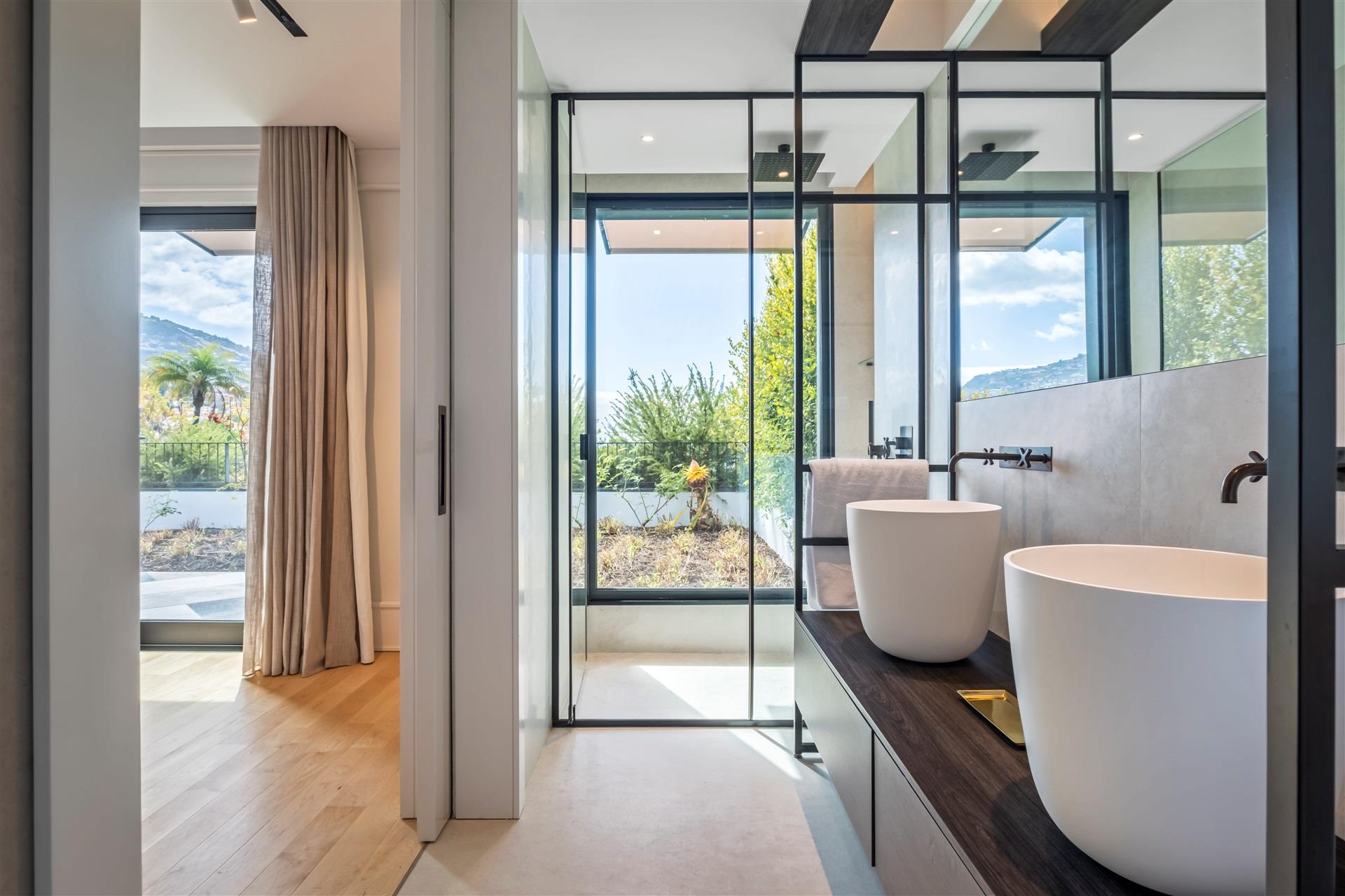 Savoy Residence Insular 111