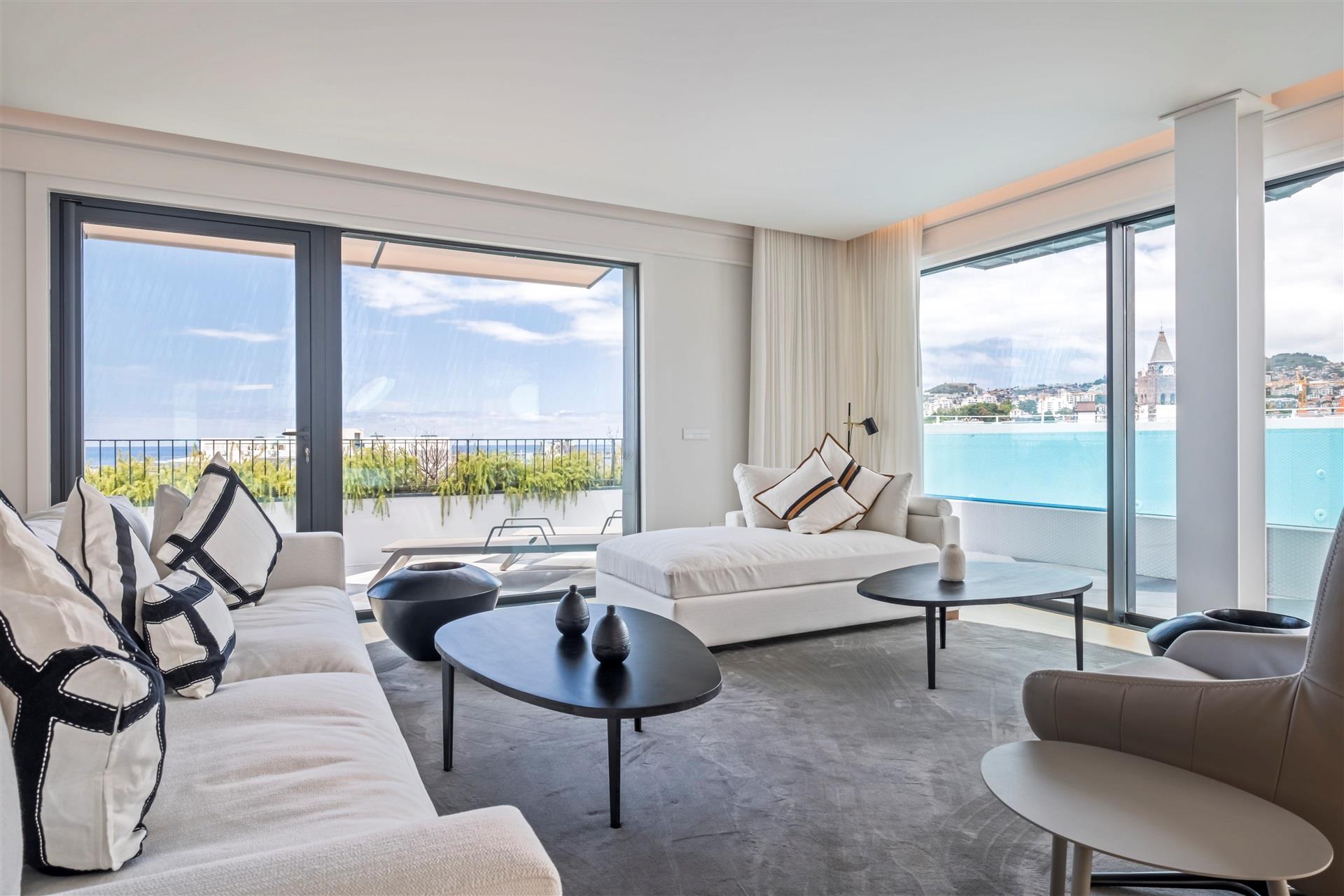 Savoy Residence Insular 115