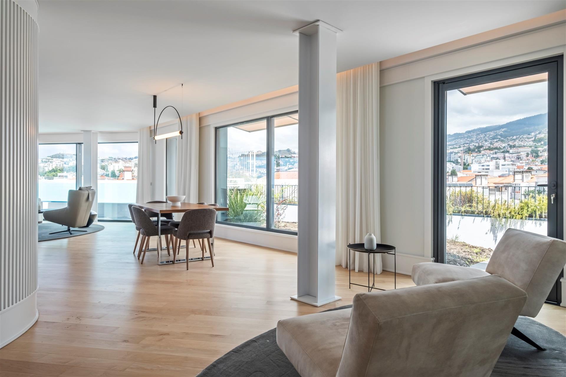 Savoy Residence Insular 133