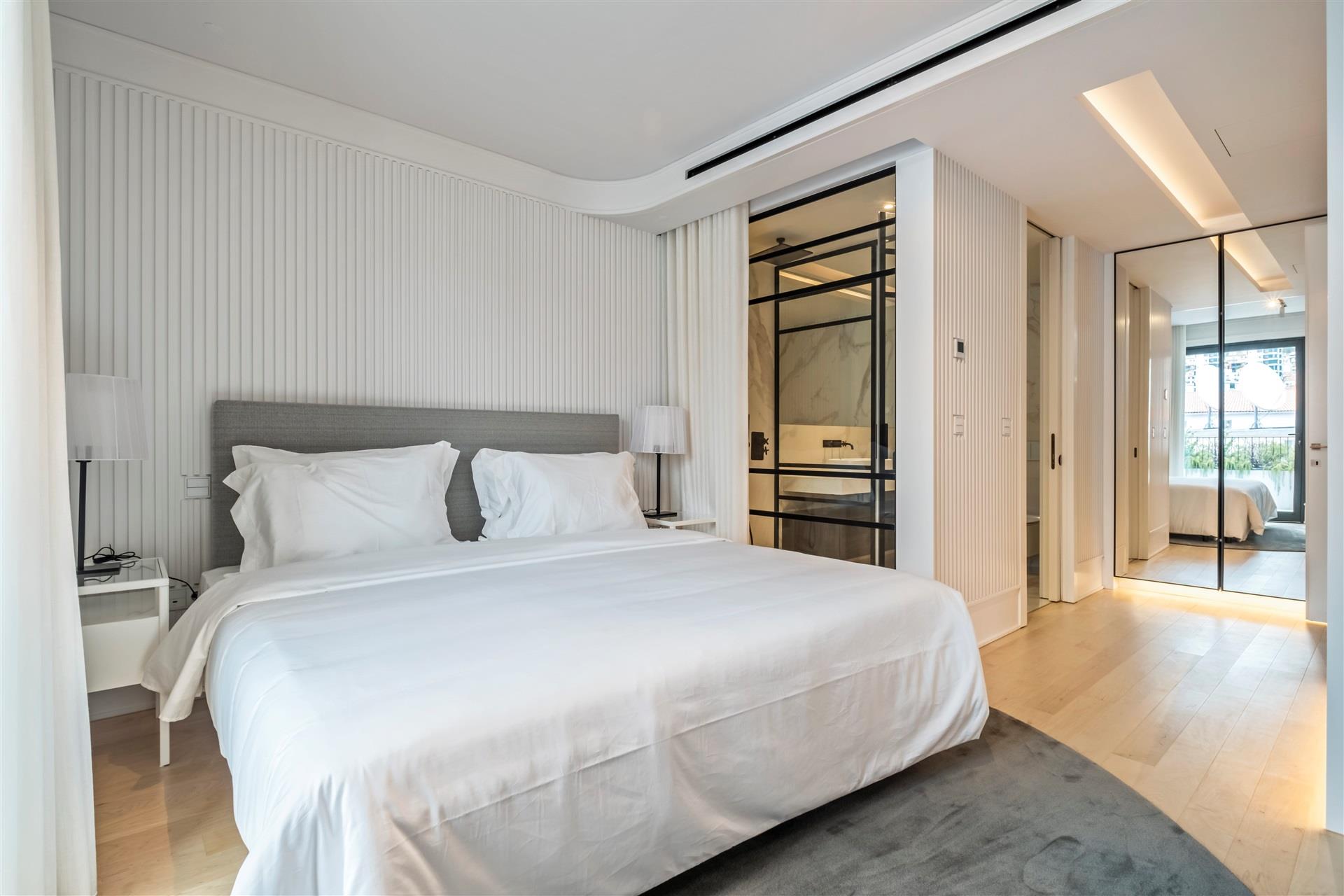 Savoy Residence Insular 151