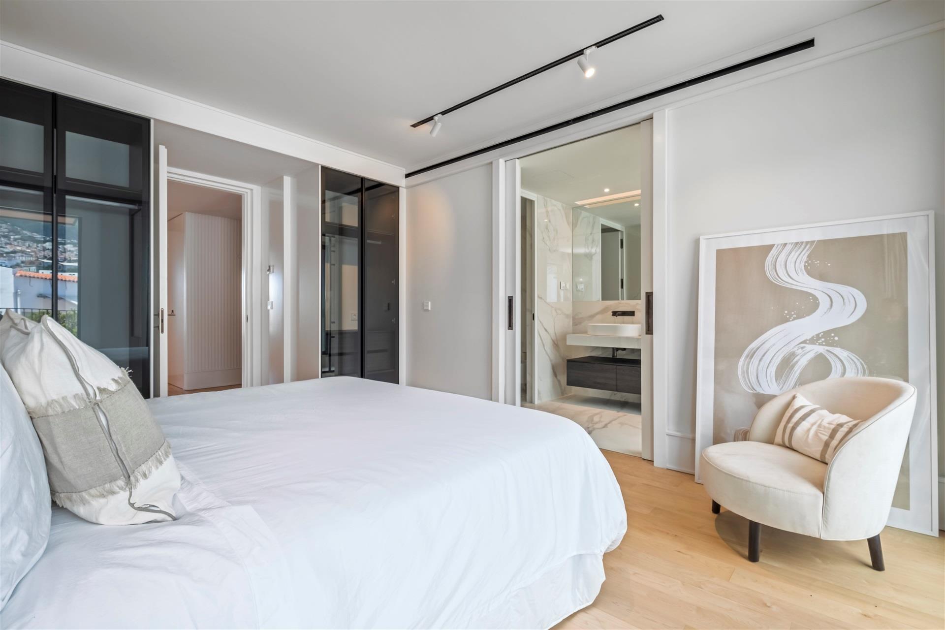 Savoy Residence Insular 152