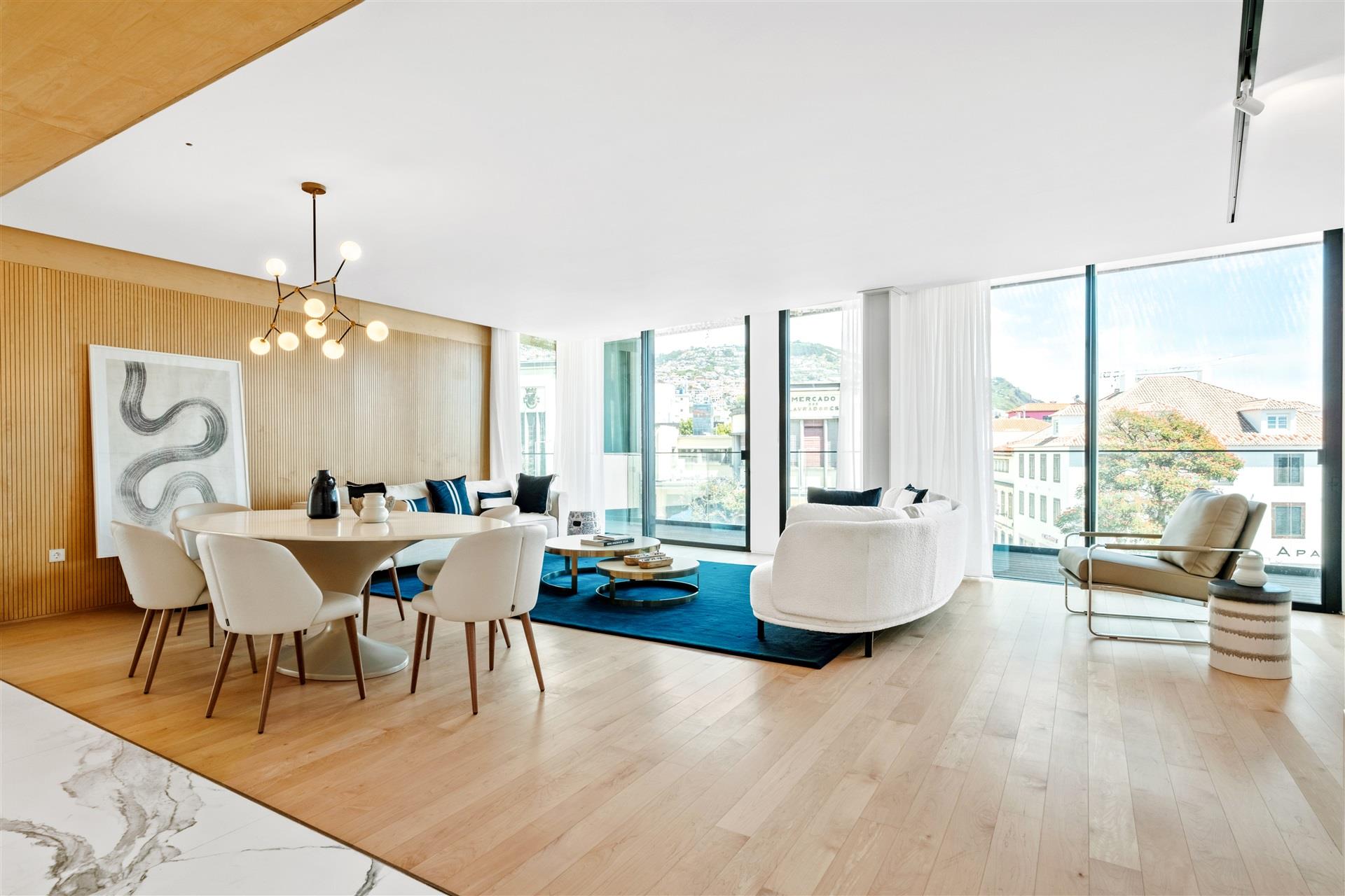 Savoy Residence Insular 168