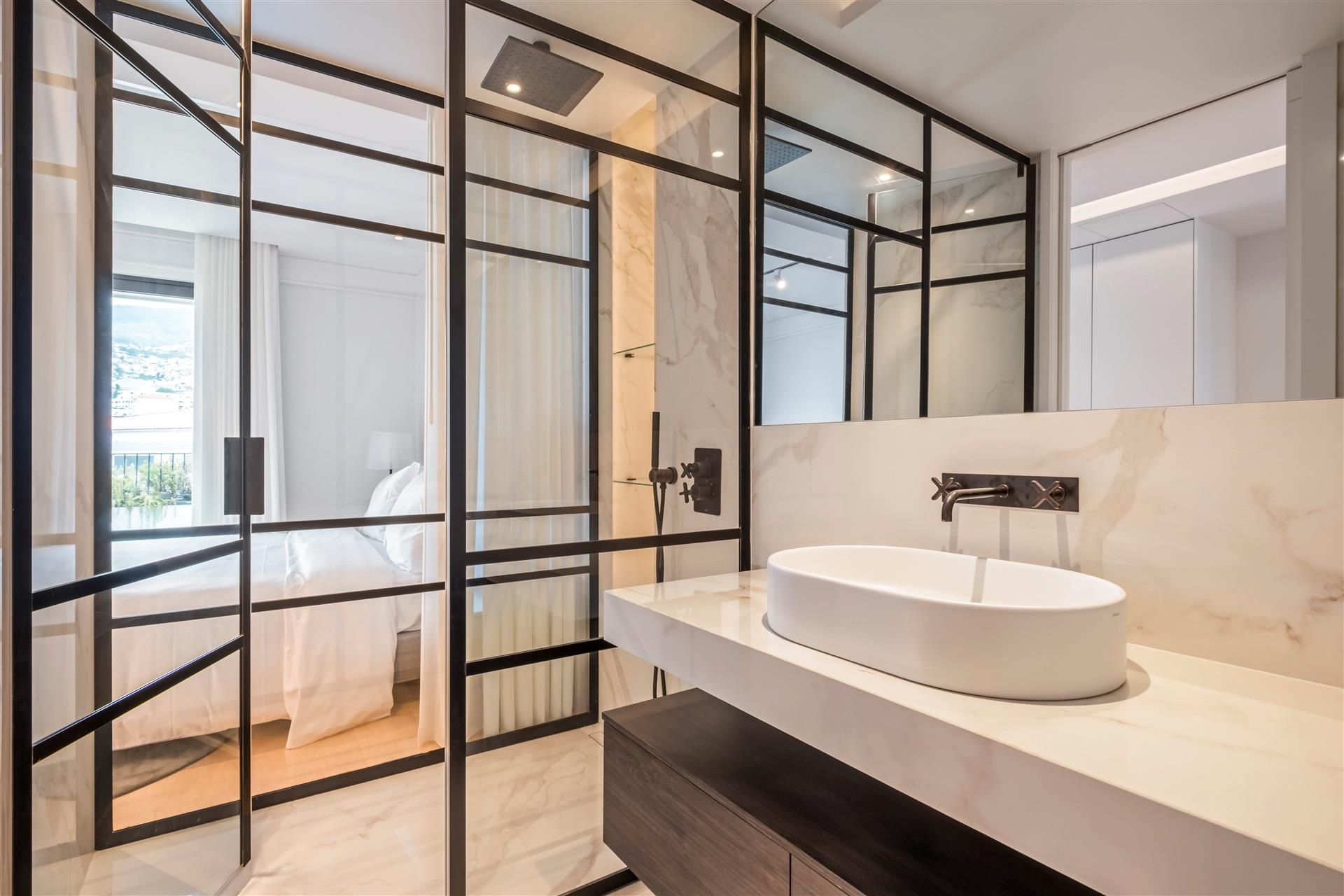 Savoy Residence Insular 169