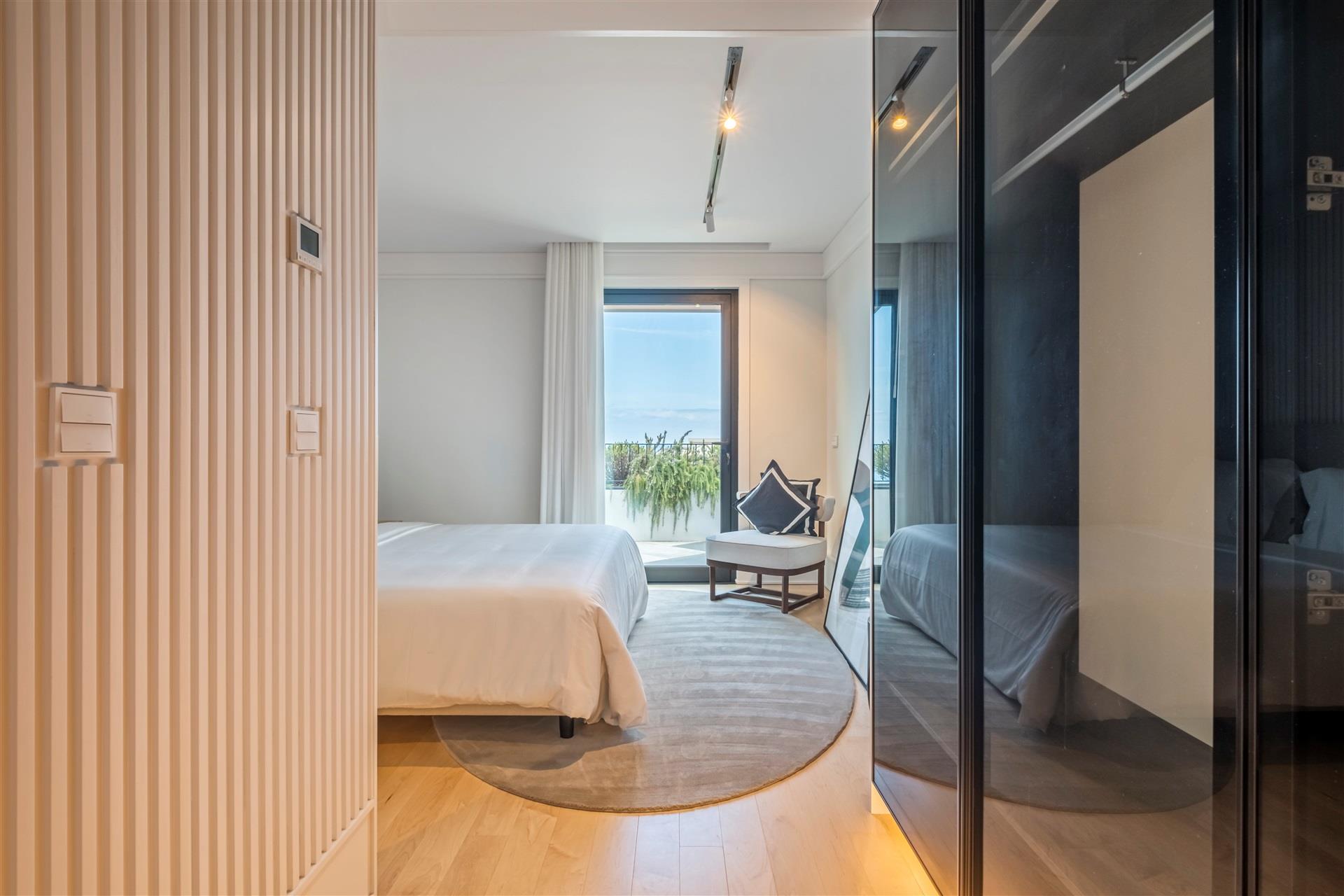 Savoy Residence Insular 177