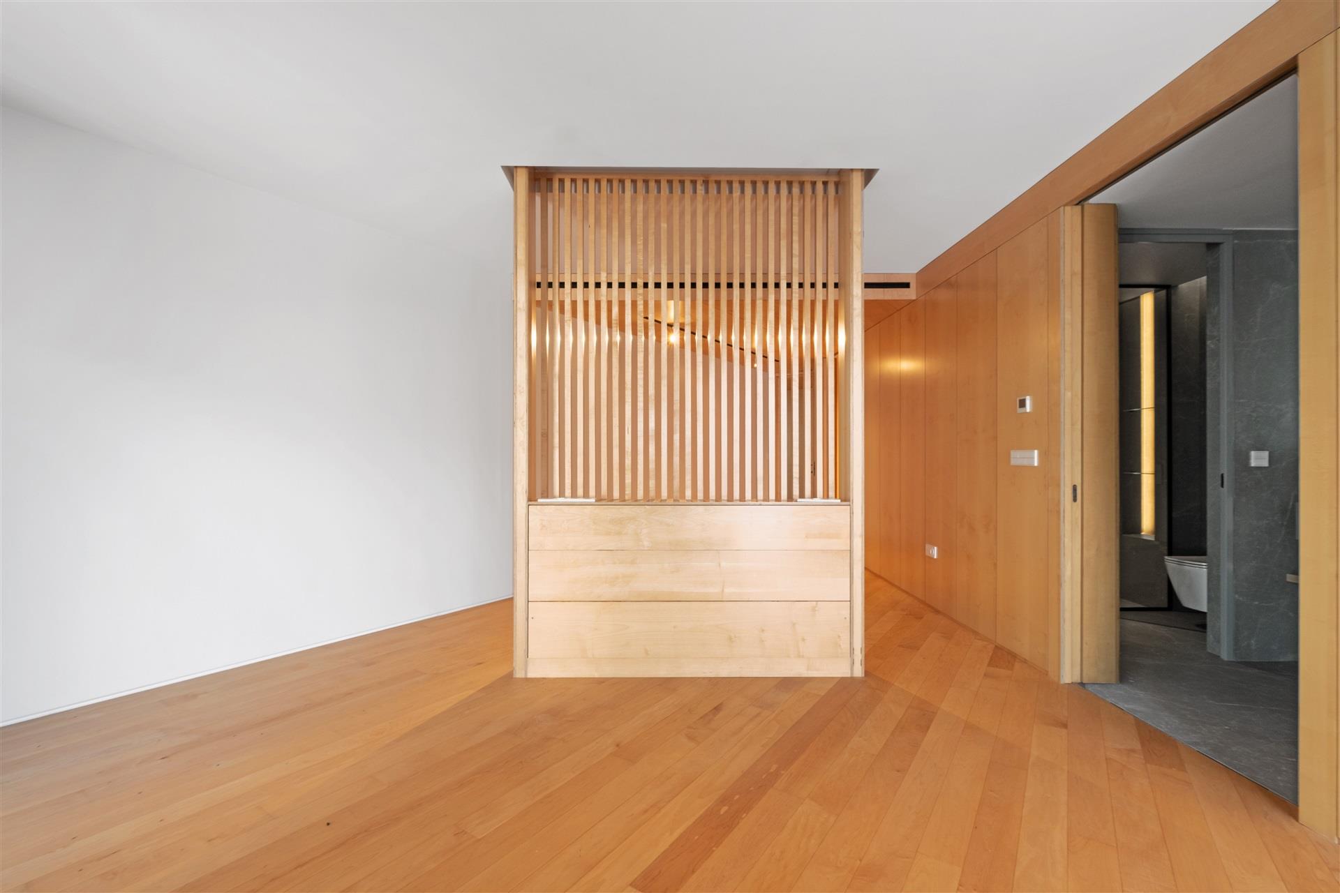 Savoy Residence Insular 182
