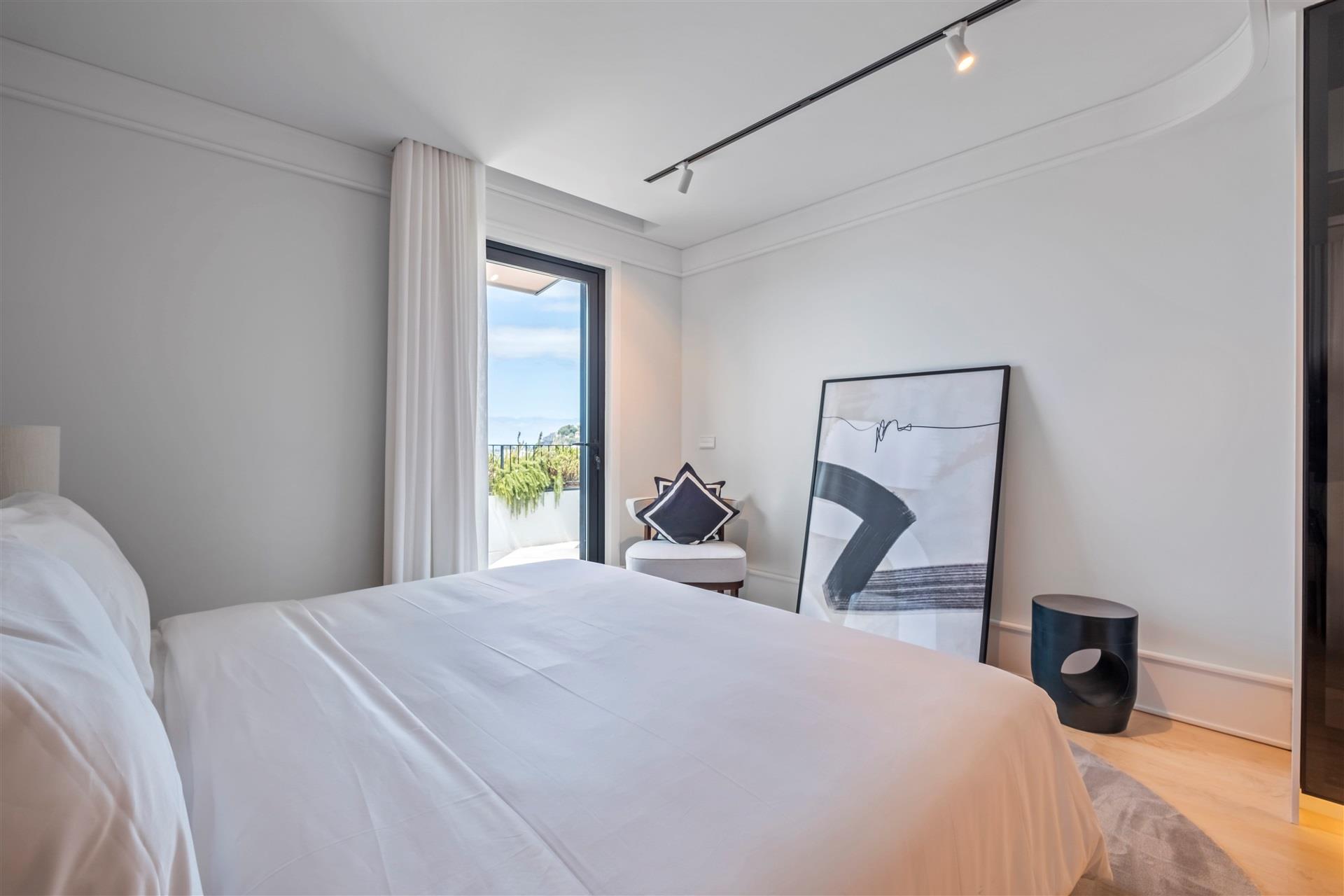 Savoy Residence Insular 189