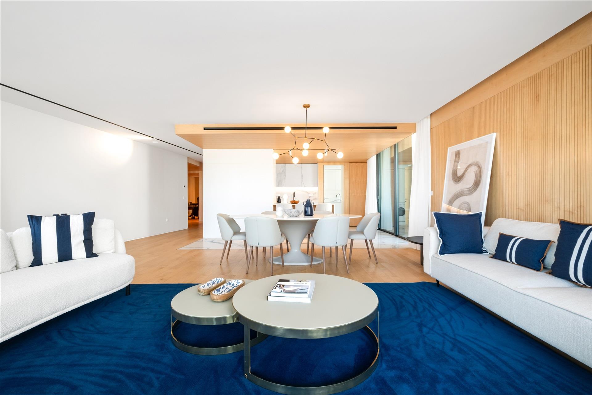 Savoy Residence Insular 194