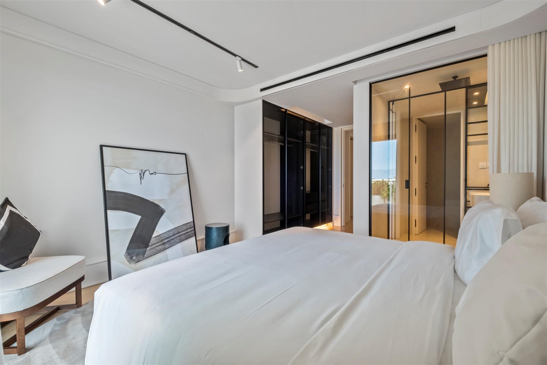 Savoy Residence Insular 196