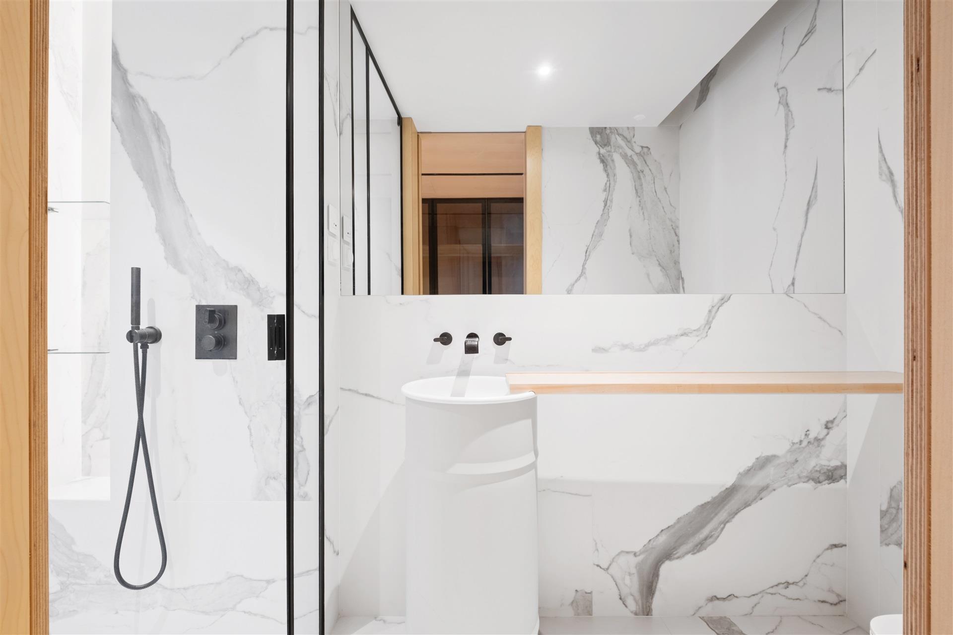 Savoy Residence Insular 202
