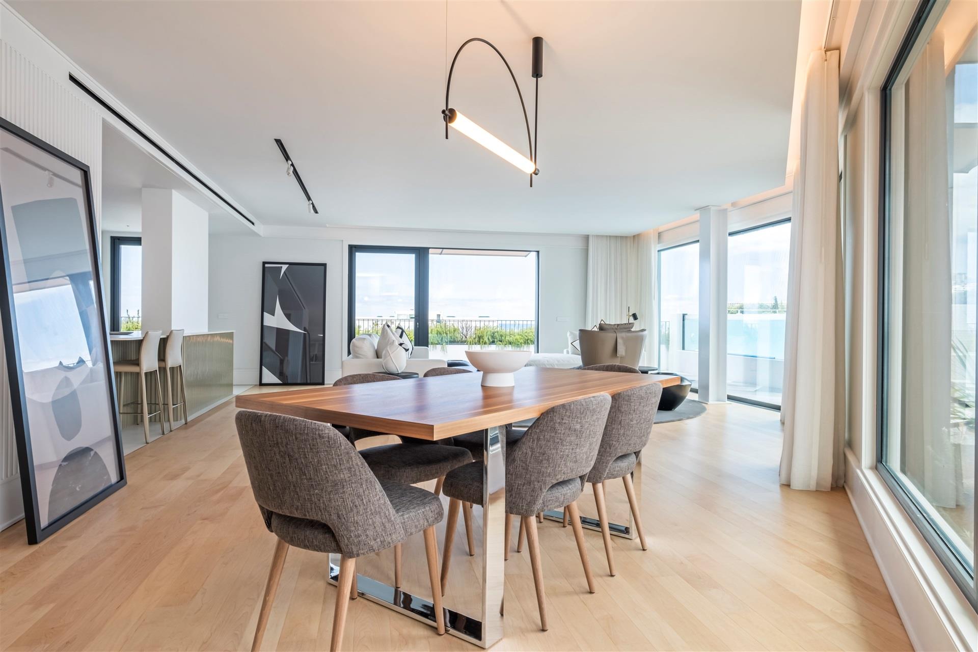 Savoy Residence Insular 225