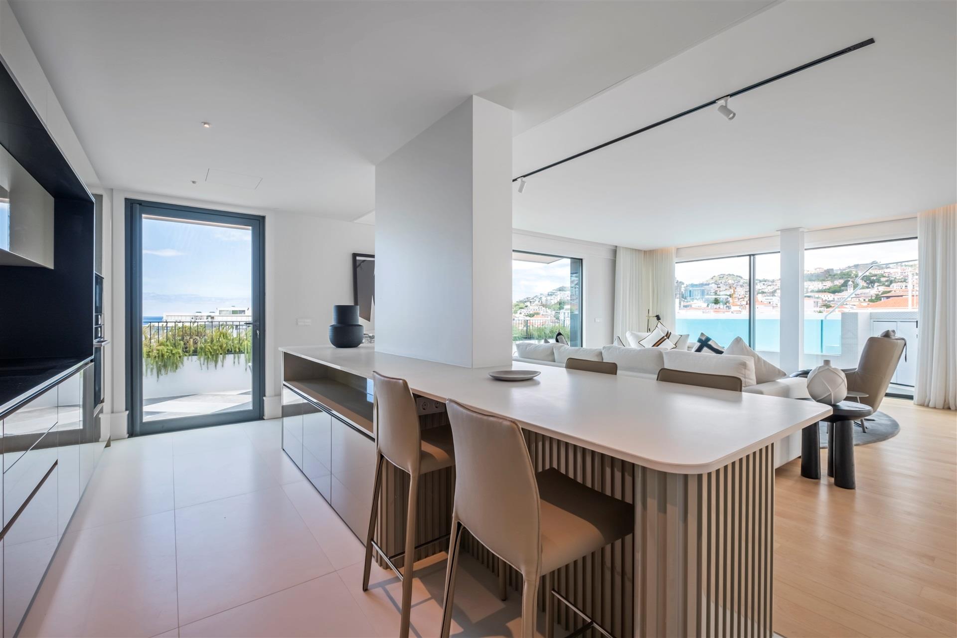Savoy Residence Insular 248