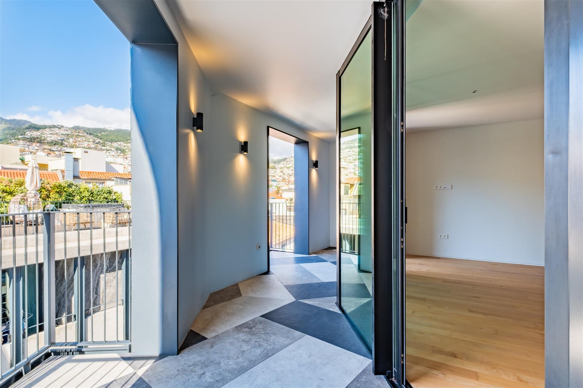 Savoy Residence Insular 252
