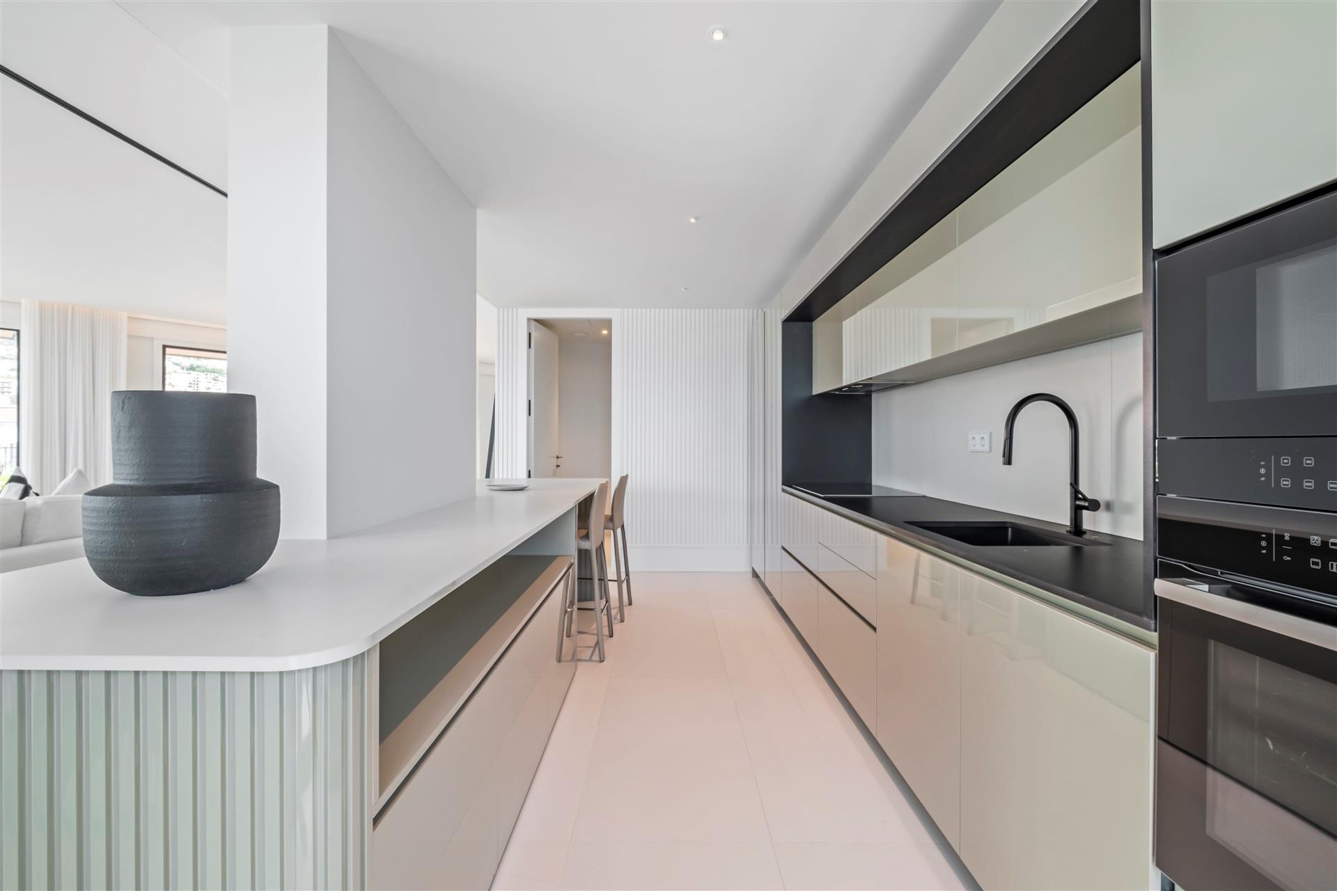 Savoy Residence Insular 253