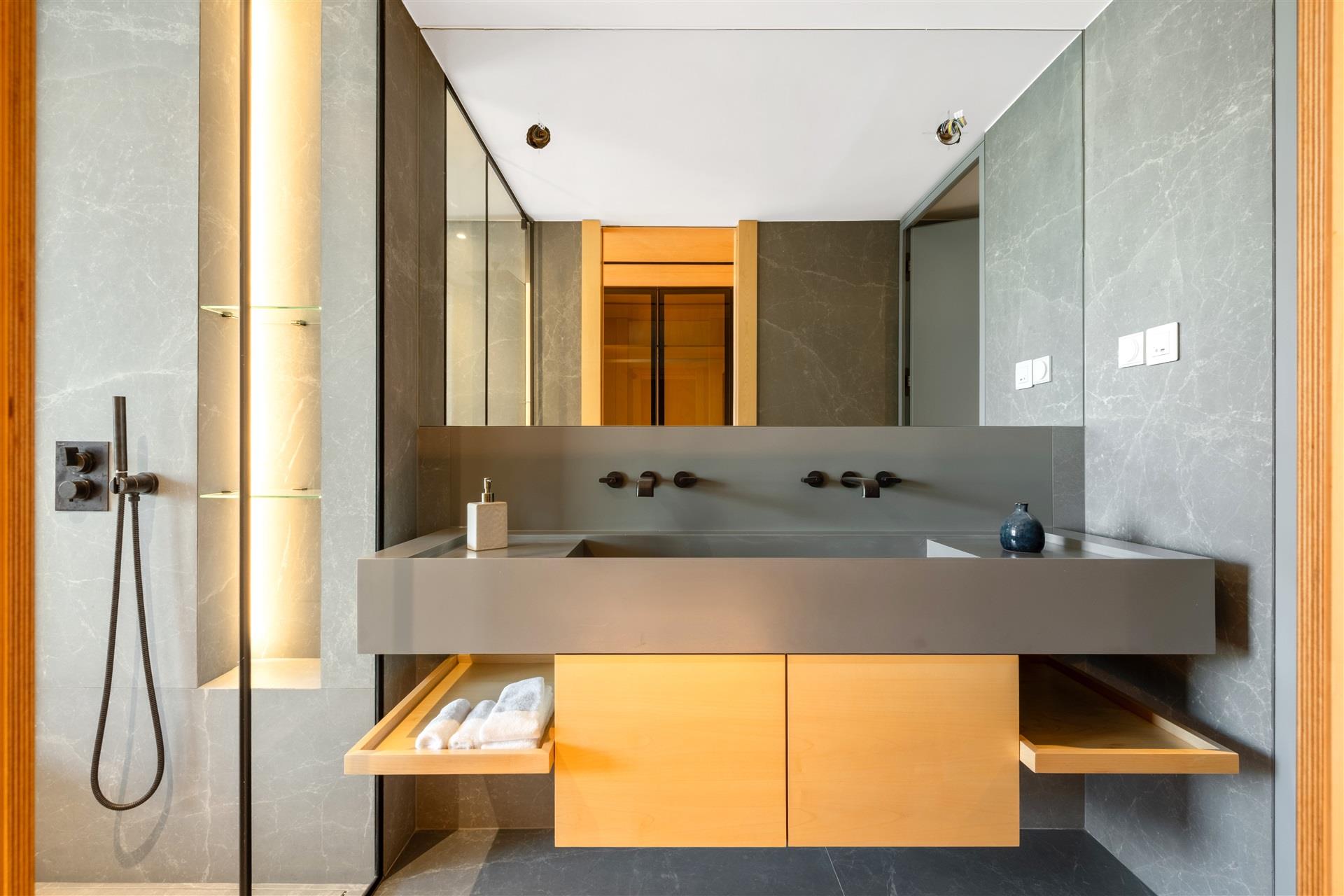 Savoy Residence Insular 279