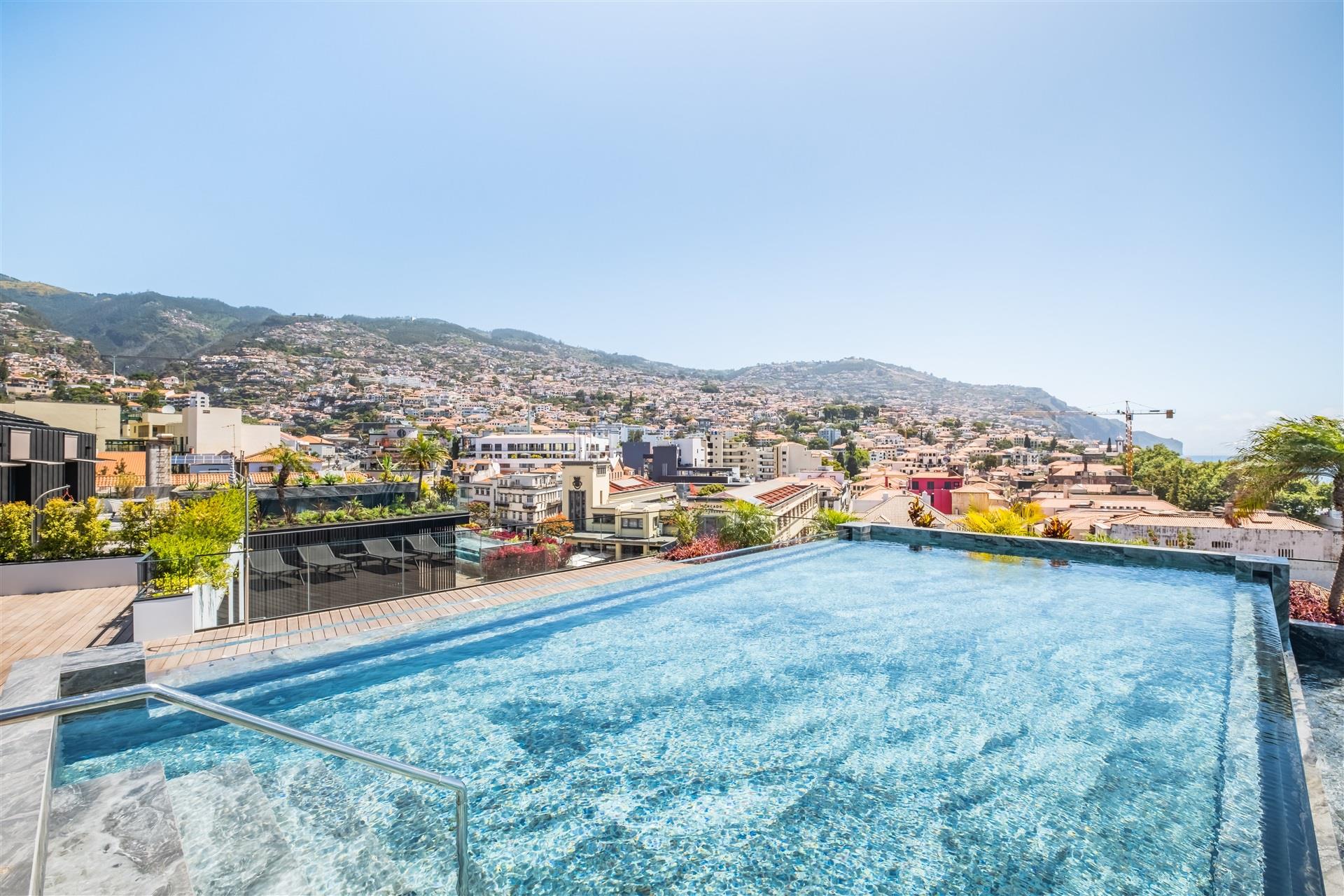 Savoy Residence Insular 295