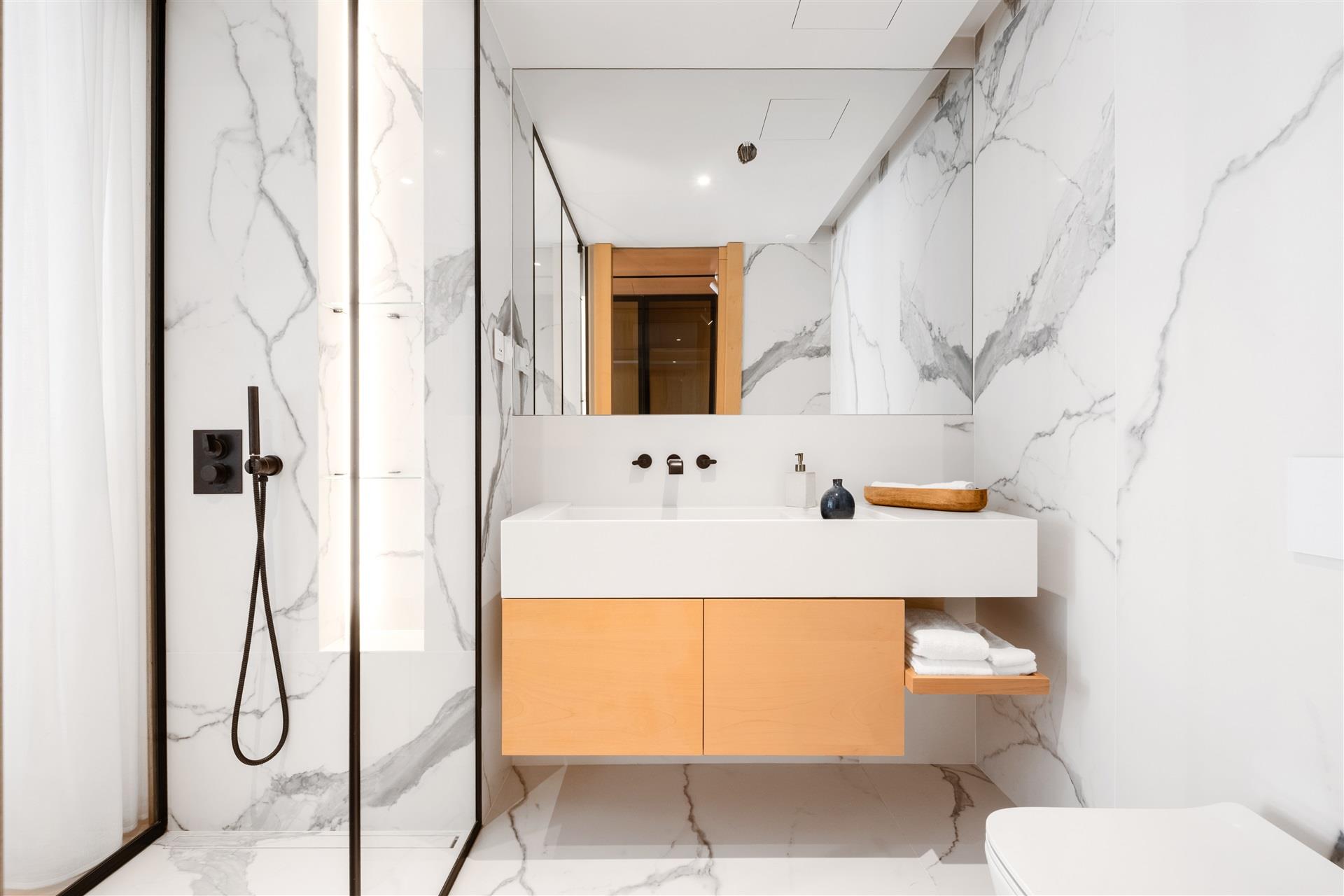 Savoy Residence Insular 299