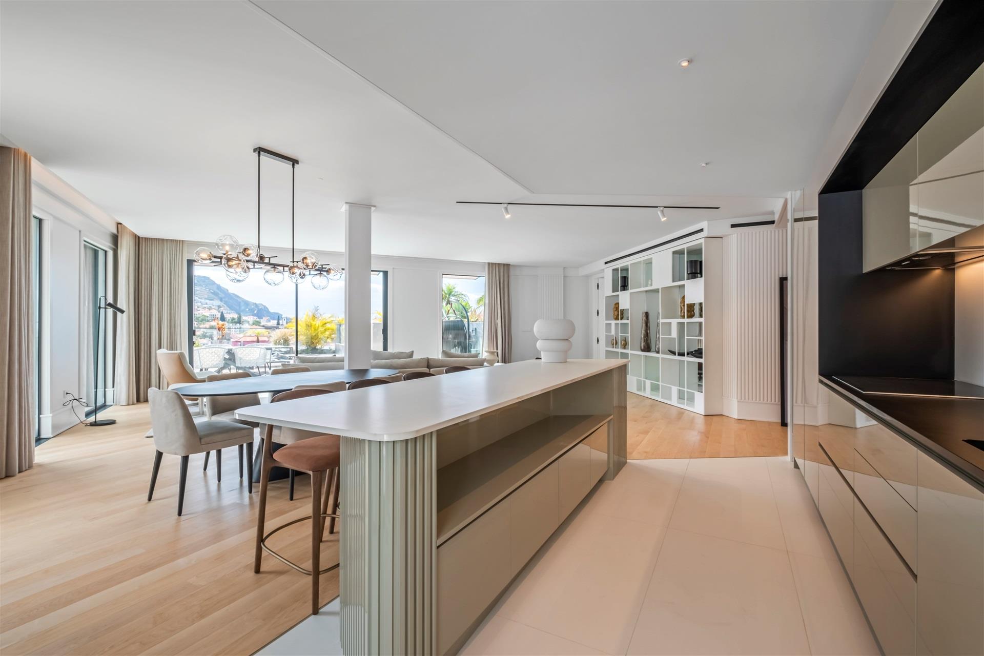 Savoy Residence Insular 45