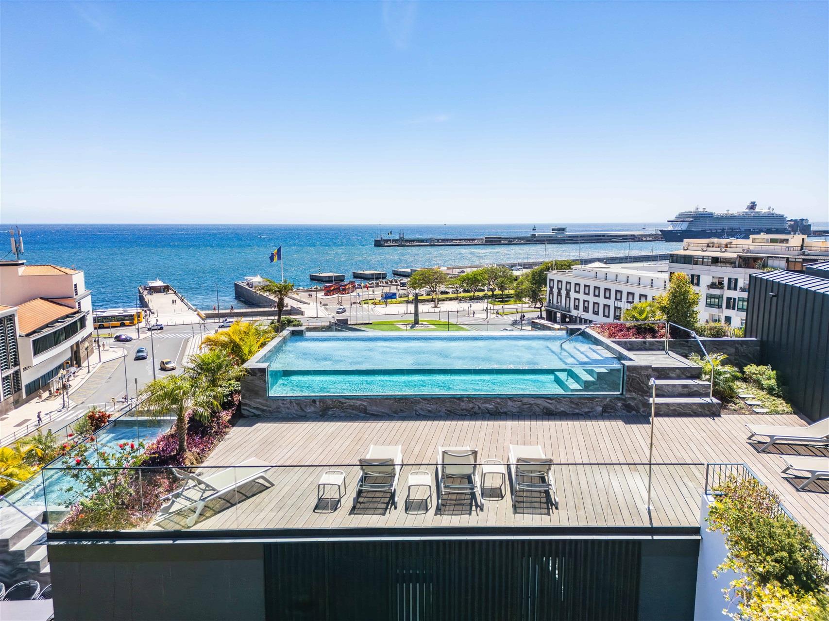 Savoy Residence Insular 46