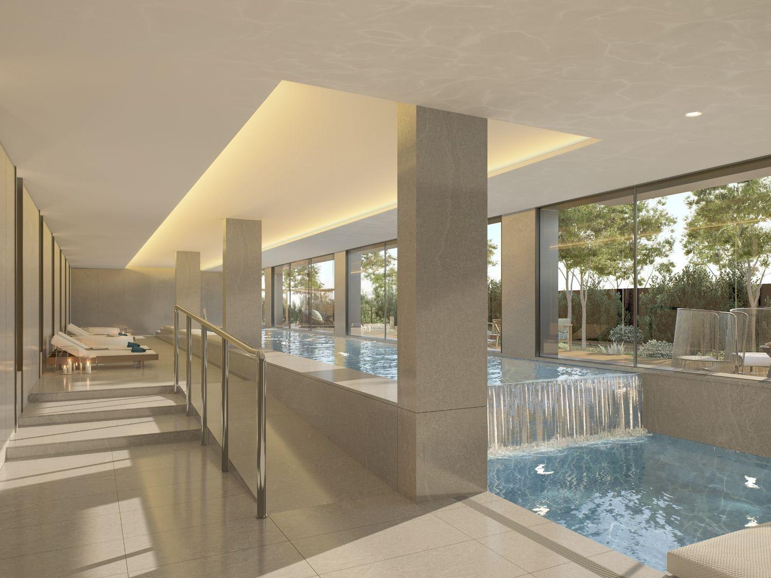 The Grand Splendouro 30