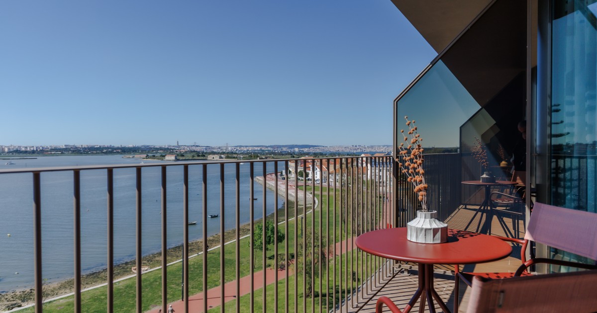 Hotel de apartamentos de 4 estrelas abre portas na baía do Seixal - Idealista